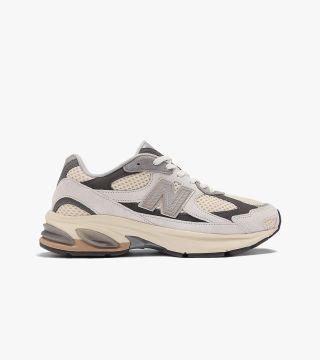 NEW BALANCE ABZORB 2010