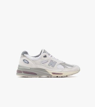 NEW BALANCE MADE IN UK 991 V2