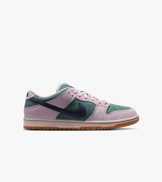 NIKE SB DUNK LOW PRO