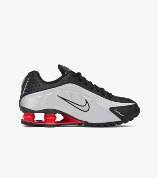 NIKE SHOX R4